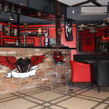 Biker'S Pub Hotell Oleksandriia Eksteriør bilde